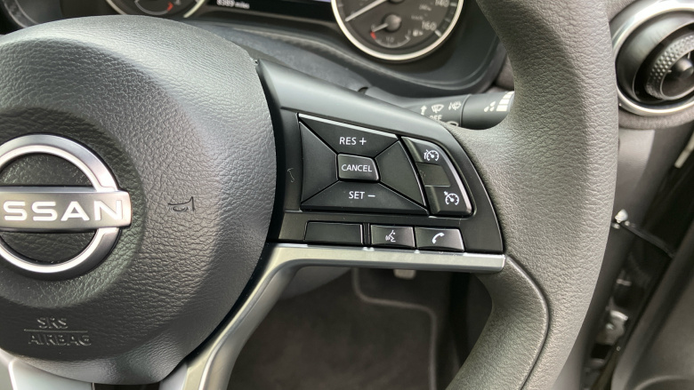 Nissan Juke 1.0 DiG-T Acenta Premium 5dr Petrol Hatchback